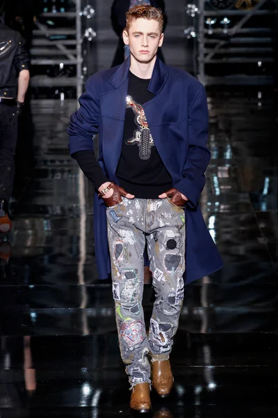 Look 34